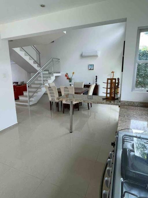 Victoria'S Beach House Heroica Alvarado Exterior foto